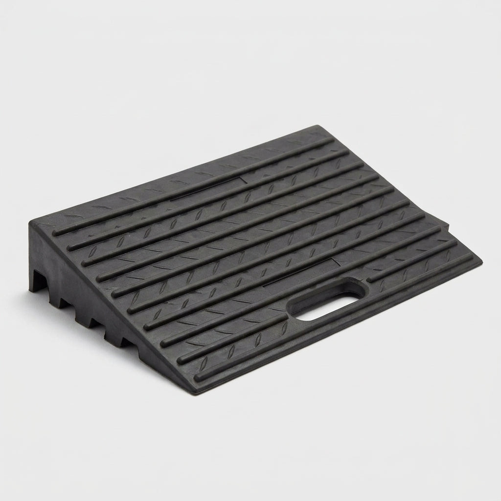 Heavy Duty Kerb Ramp with Diamond and Chevron Surface Patterns (view 2)