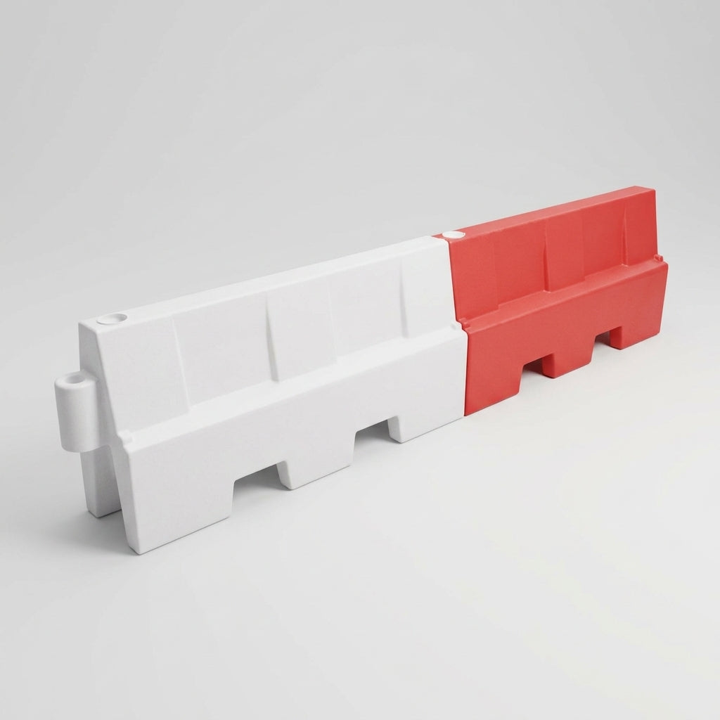Water-Filled Interlocking Traffic Barrier (view 2)