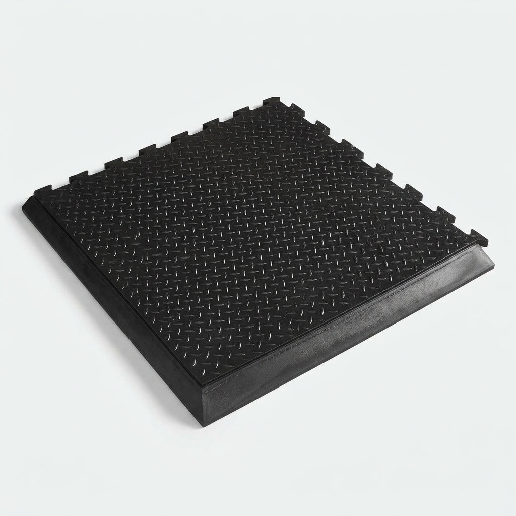 Interlocking Anti-Fatigue Rubber Mat - 71cm x 78cm x 14mm (view 2)