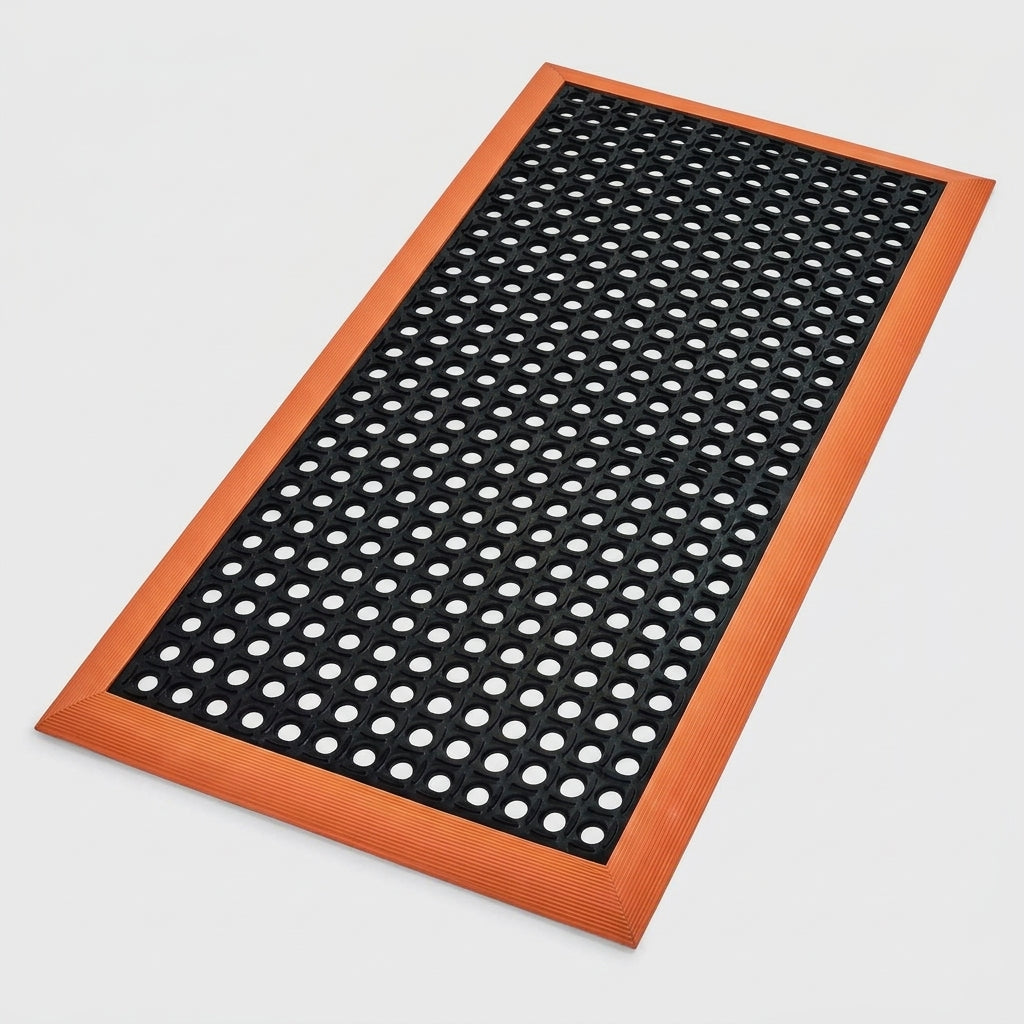 Heavy Duty Nitrile Anti-Fatigue Mat for Oil and Chemical Areas (view 2)