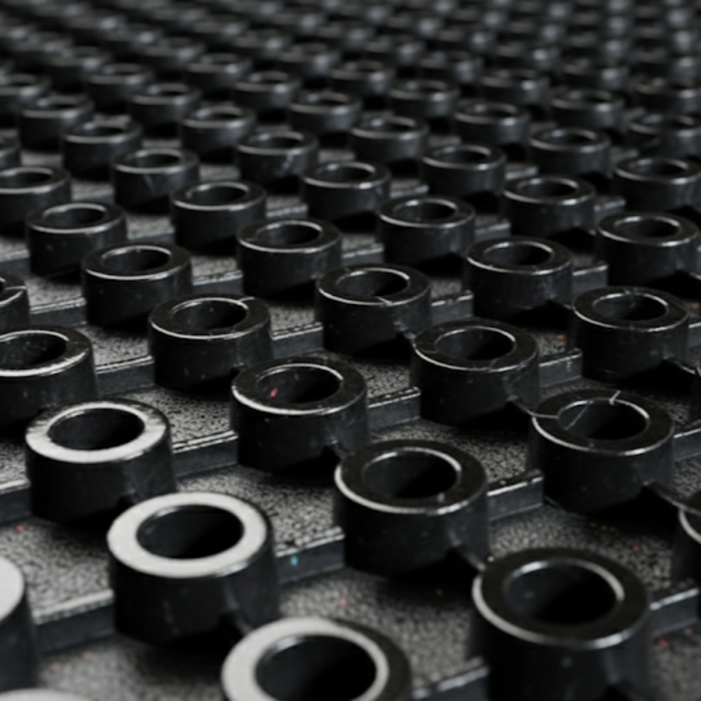 Floor mat with optional ramped edges for wheelchair-friendly access