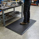 Nitrile Anti-Fatigue Mat with Bubble Surface