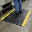 Anti-Fatigue Mat with Diamond Plate Surface and Bevelled Edges