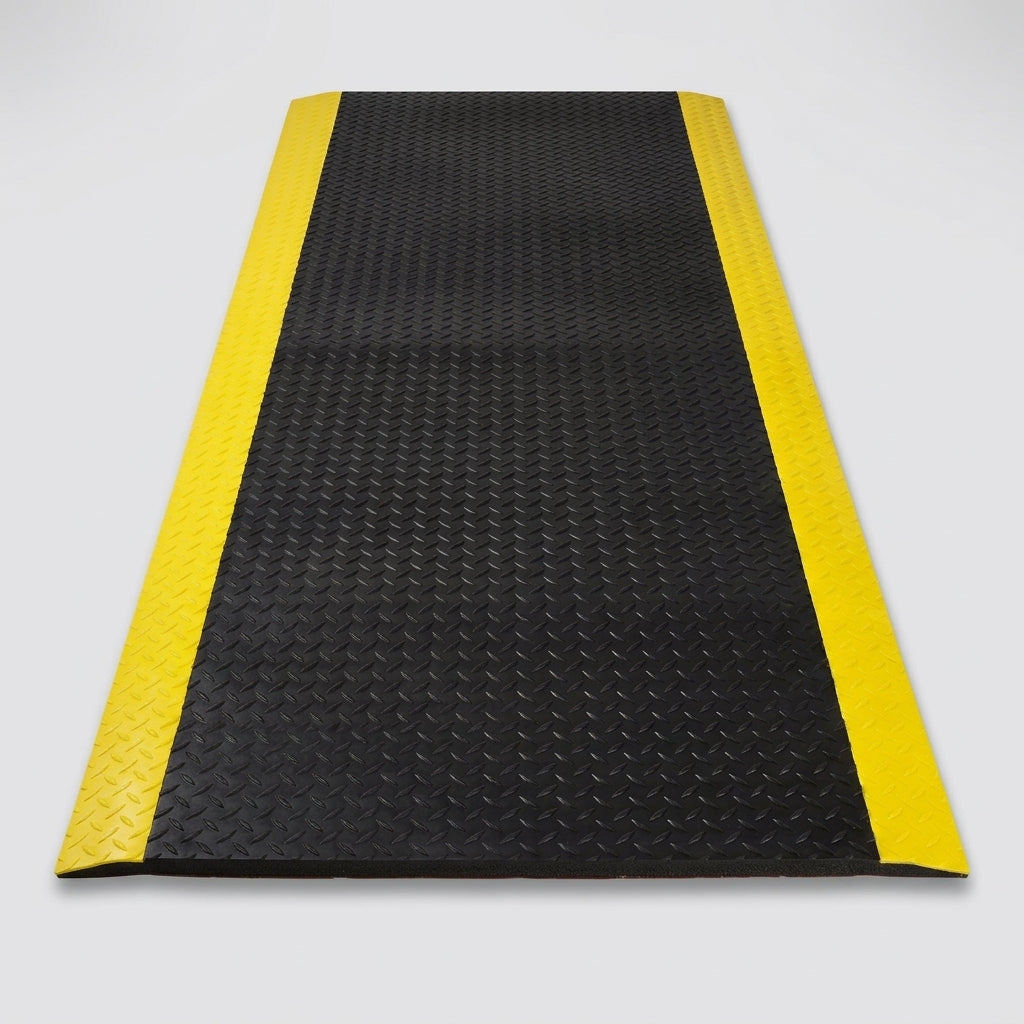 Anti-Fatigue Mat with Diamond Plate Surface – 14mm Thick (view 2)
