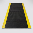 Anti-Fatigue Mat with Diamond Plate Surface – 14mm Thick (view 2)