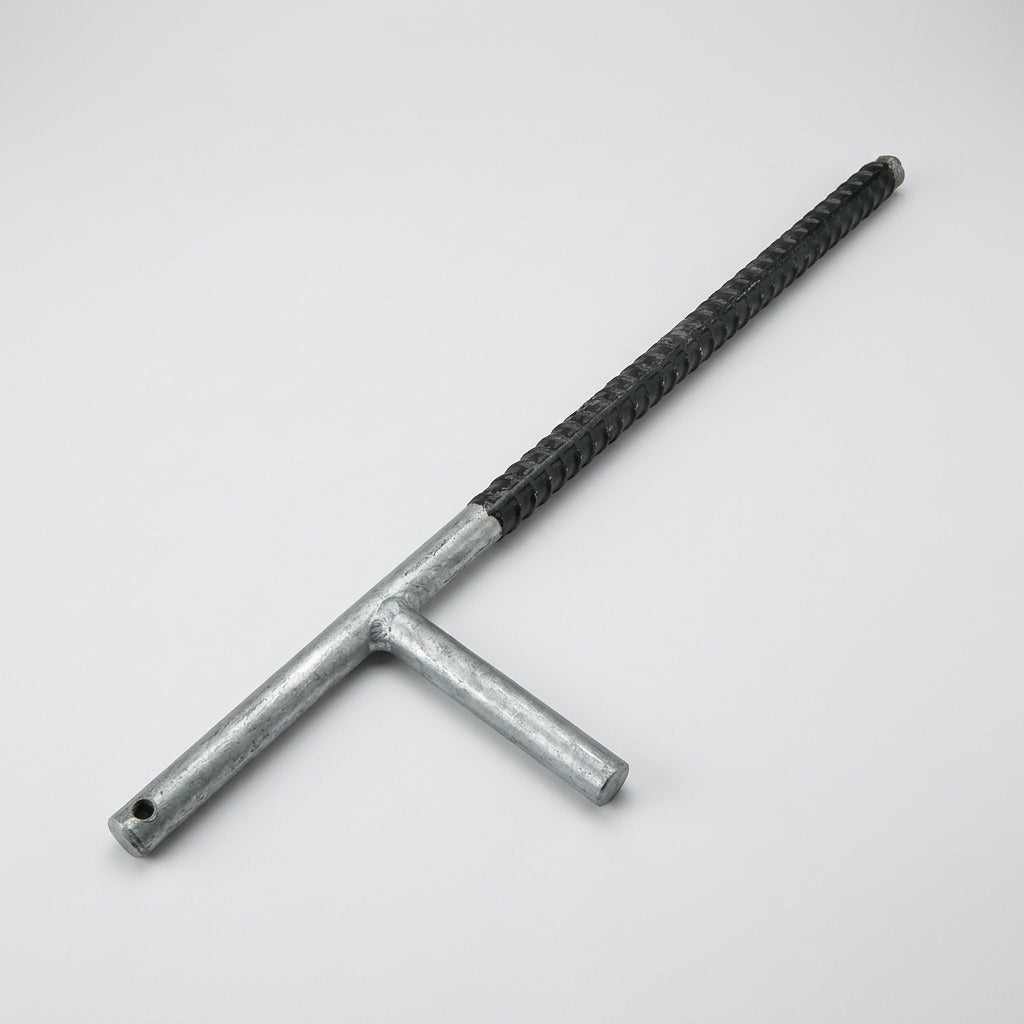 Lifting Bar for Roadside Barrier Installation (view 2)
