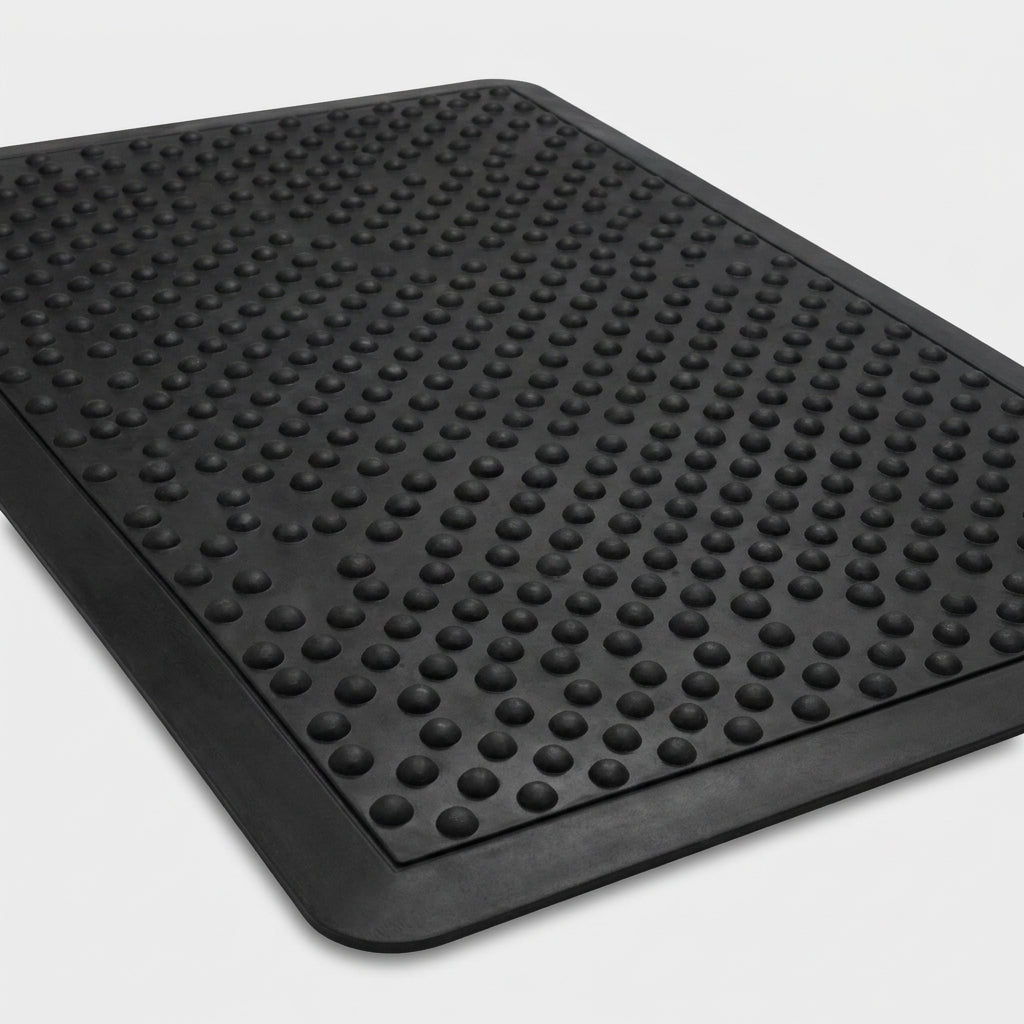 Nitrile Anti-Fatigue Mat with Bubble Surface (view 2)