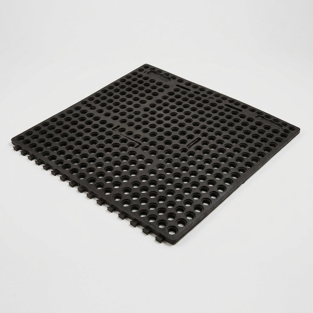 Interlocking Anti-Fatigue Rubber Mat with Drainage Holes 0.91m x 0.91m (view 2)