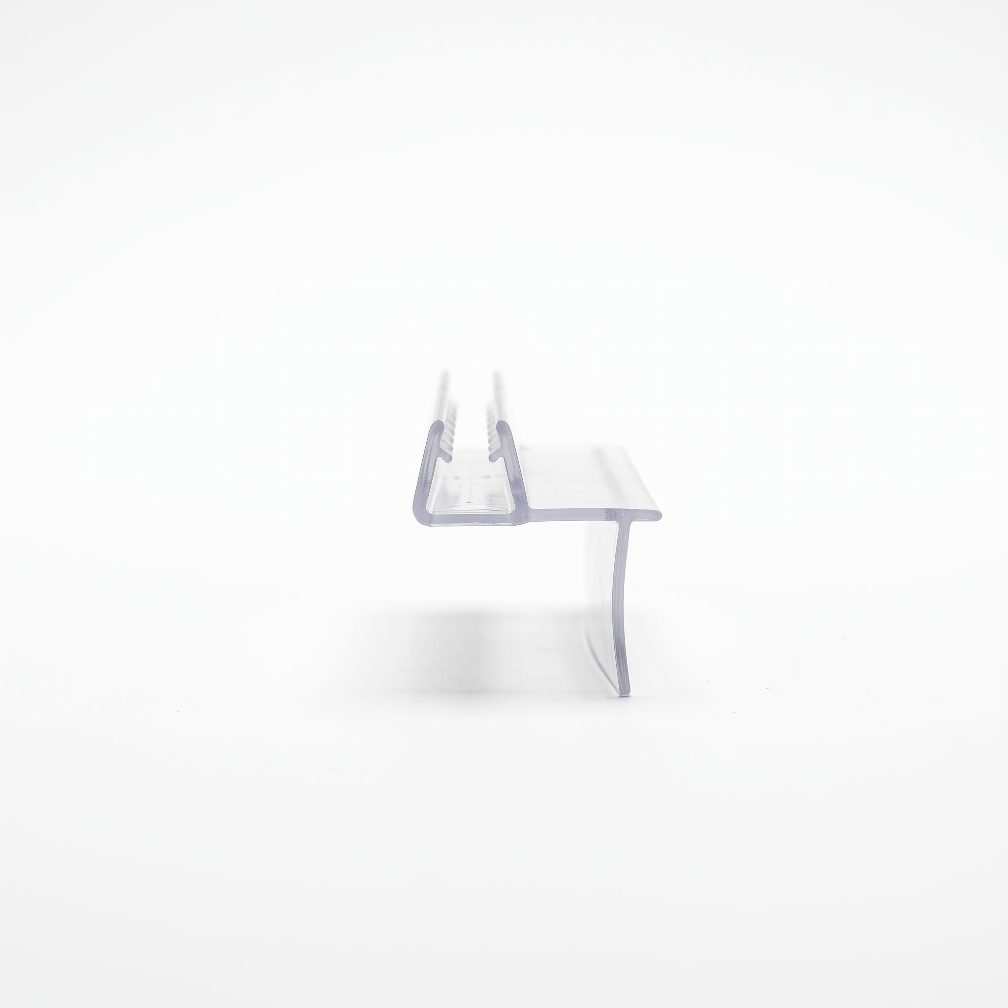 Clear FIN013 seal cut piece - 8-10mm glass channel with side plate and soft 20mm fin