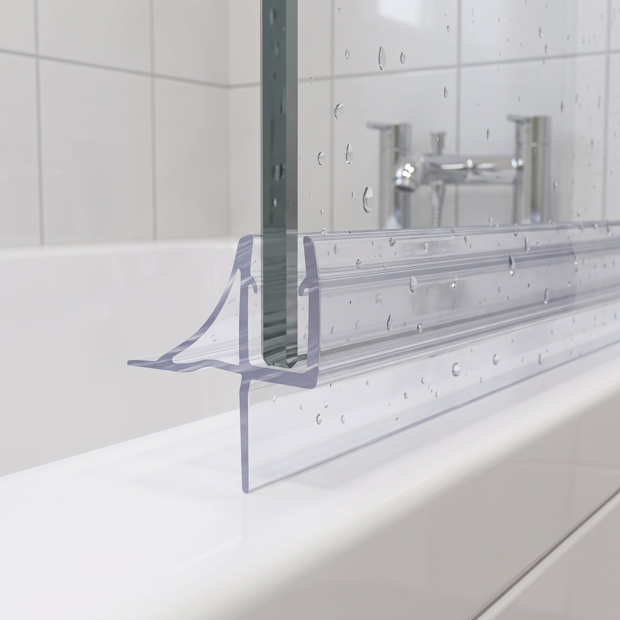 Clear SEAL004 on a bath screen bottom edge - 12mm fin closing a 7-12mm gap to the bath rim