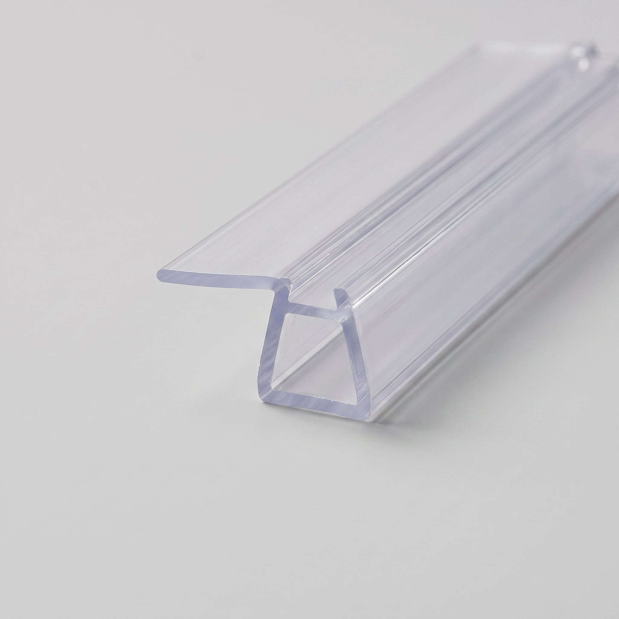 Clear fin seal profile - 9mm channel with 4mm mouth and a soft 20mm fin from the top of one channel wall