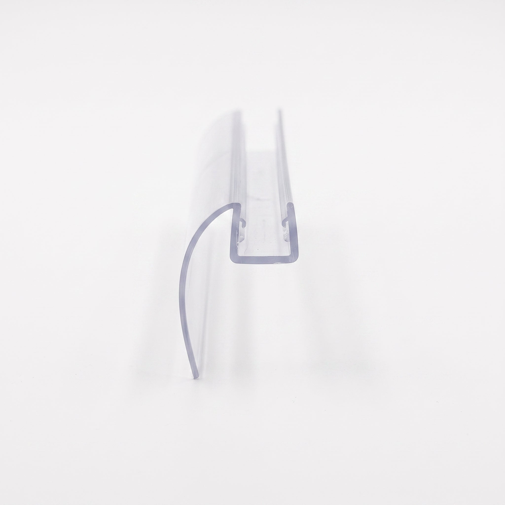 Clear SEAL111 seal cut piece - 8-10mm glass channel with 15mm curved sweeping blade
