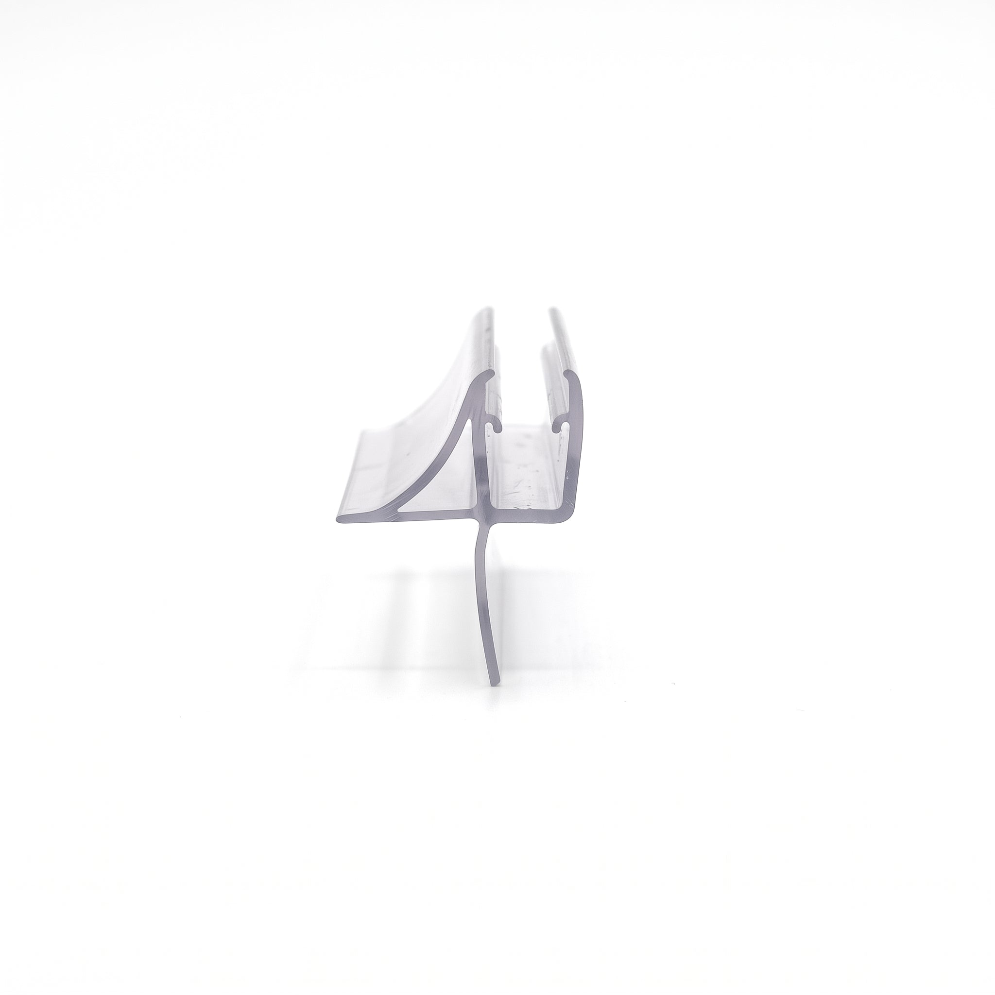 Clear SEAL143 seal cut piece - 17mm channel for 4-6mm glass with sweeping deflector fin and 25mm straight fin