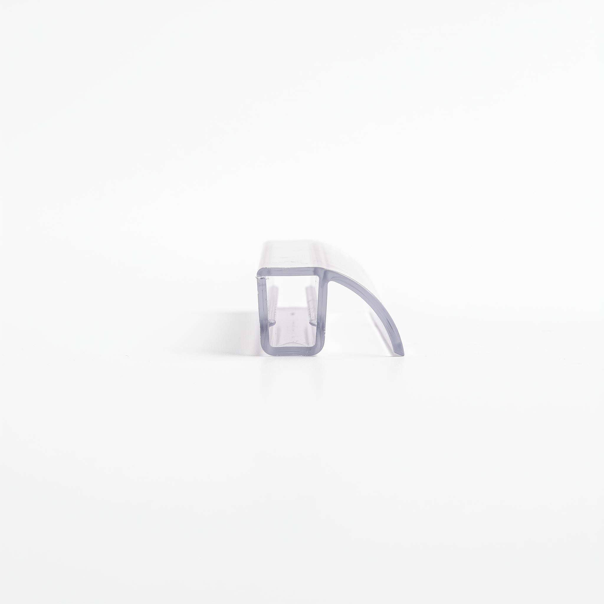 Clear SEAL204 threshold seal cut piece - 10mm channel for 6-8mm glass with rigid 15mm arched fin