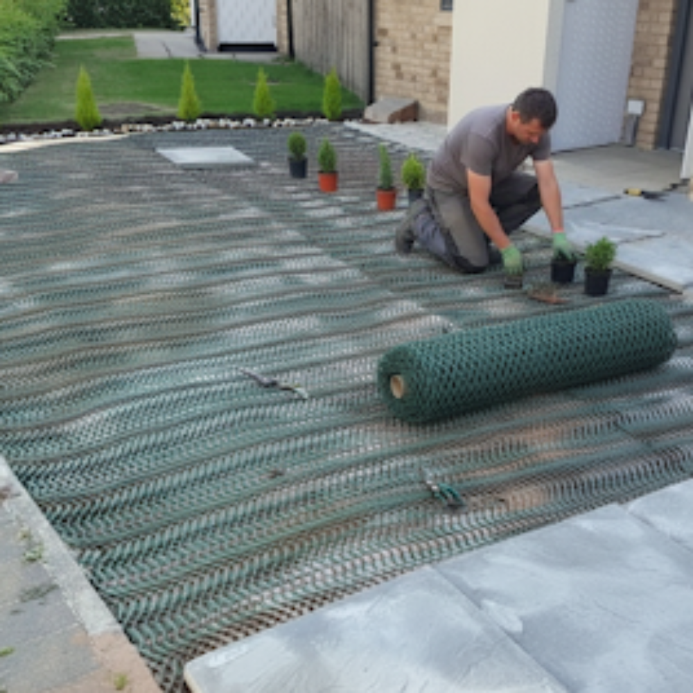 Grass Protection Mesh – Non-Slip, UV Stabilised, 2m x 20m